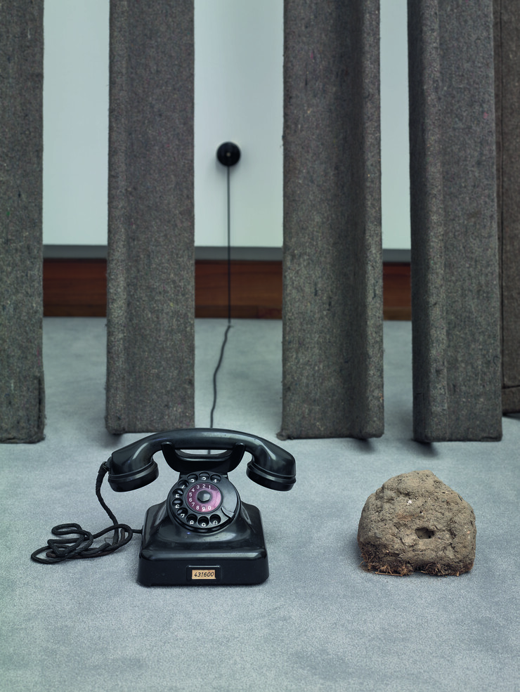 Joseph Beuys, „Das Erdtelefon“, 1967, Block Beuys, Raum 2, Hessisches Landesmuseum Darmstadt © VG Bild-Kunst, Bonn 2023  © HLMD Hessisches Landesmuseum Darmstadt, 2021